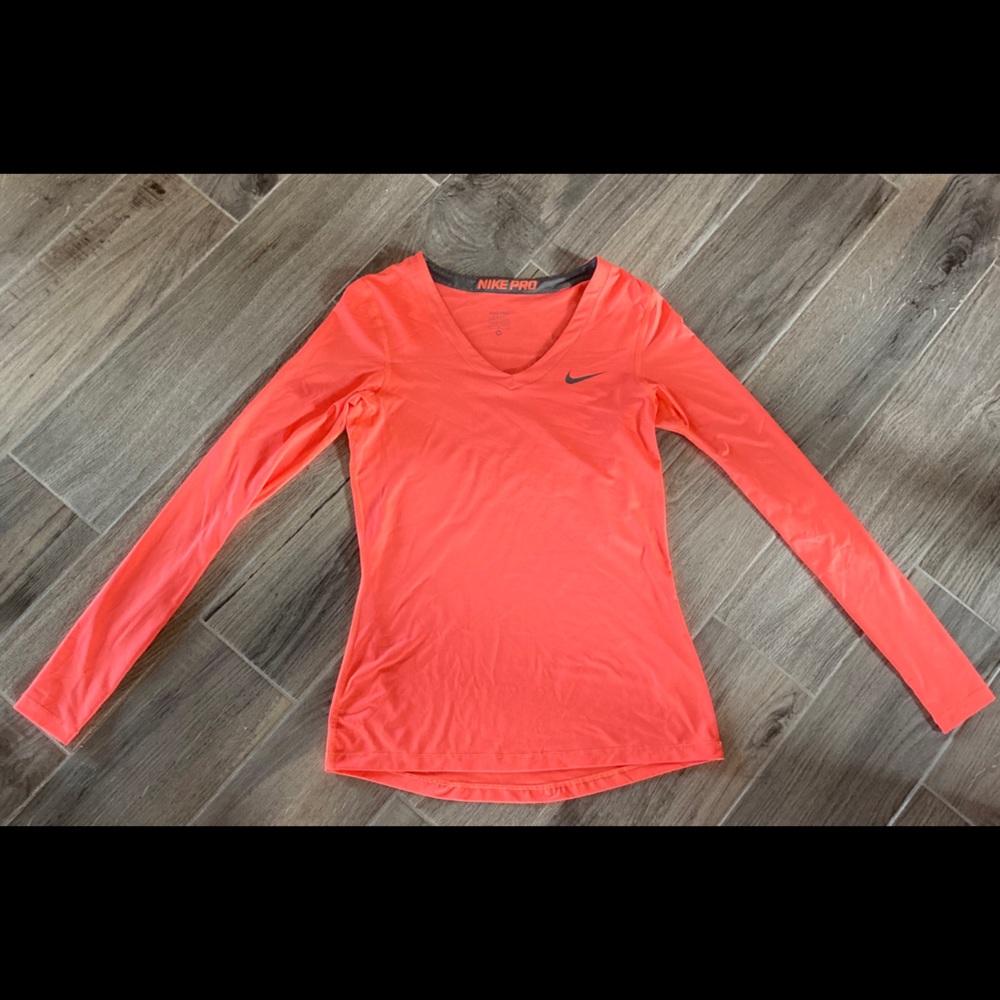 NikePro Undershirt